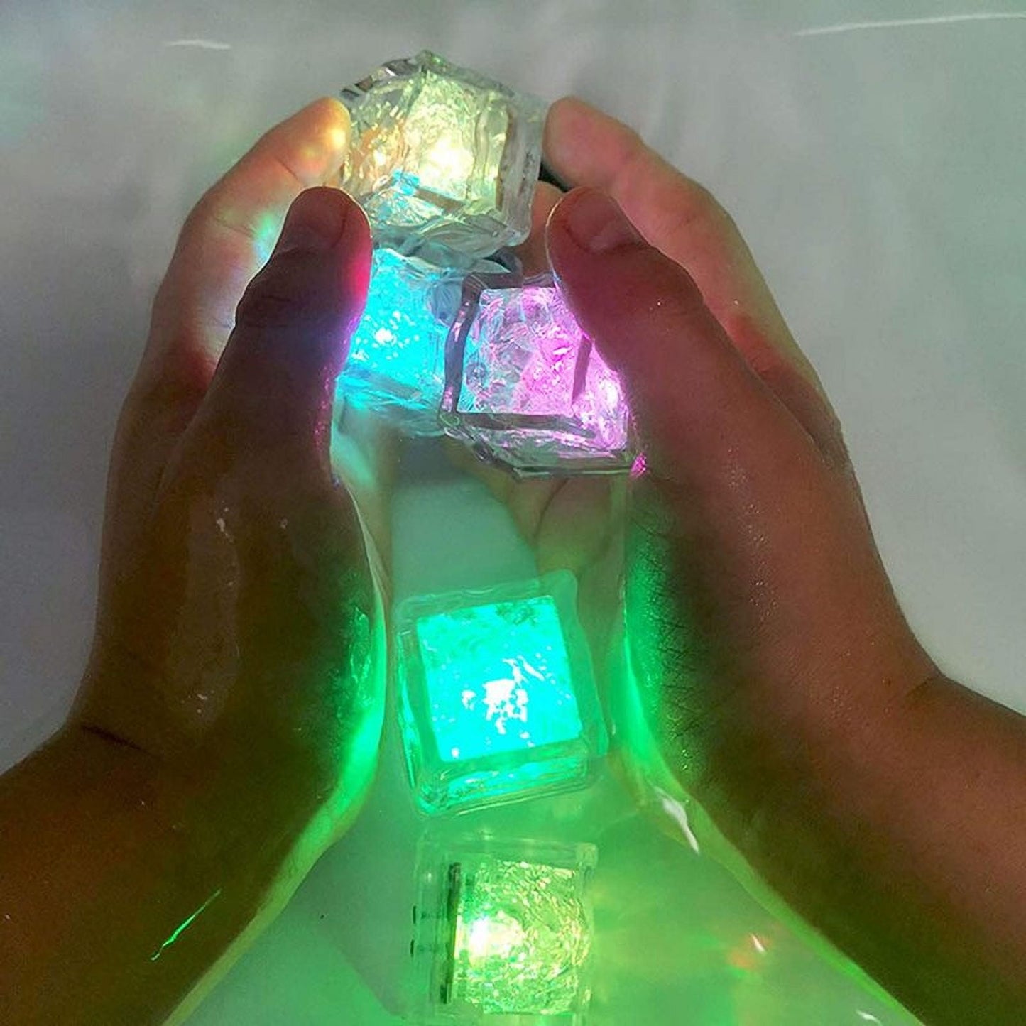 Cubes Splash - LED Ice Cube Bath Toy